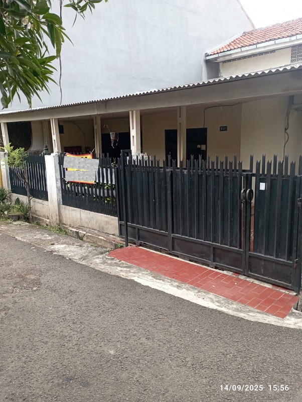 Rumah Bagus Di Jl Meditran, Komp Pertamina Pondok Ranji Tangerang Selatan