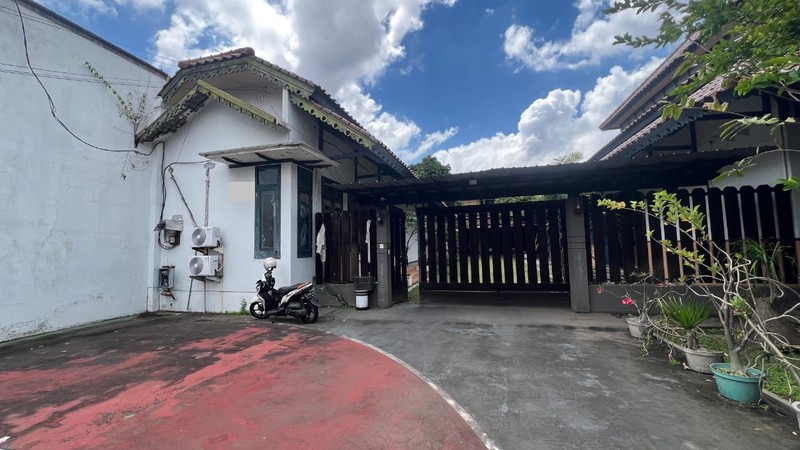 Jual Rumah Joglo 2 Lantai Taman Manyar Indah Surabaya Timur