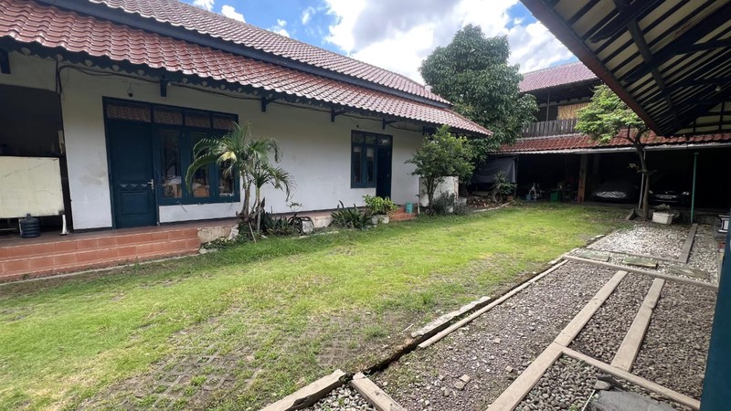 Jual Rumah Joglo 2 Lantai Taman Manyar Indah Surabaya Timur