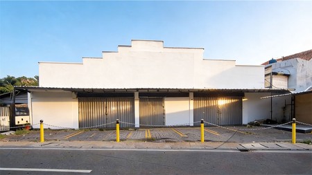 DIJUAL LAHAN & BANGUNAN STRATEGIS - EX MINIMARKET TERKENAL DI JALAN UTAMA REMPOA