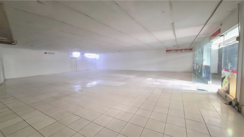 DIJUAL LAHAN & BANGUNAN STRATEGIS - EX MINIMARKET TERKENAL DI JALAN UTAMA REMPOA