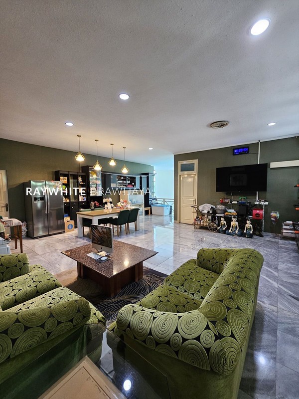 Rumah Bangunan 2 Lantai Lokasi Strategis Are Puri Sakti Cipete Selatan