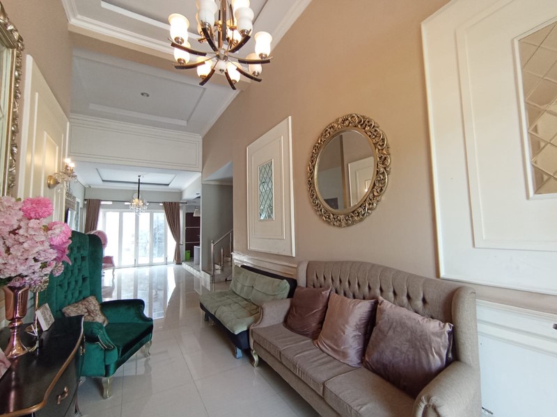 Peluang Investasi, Homestay Mewah 6 Kamar di Umbulharjo Lokasi Strategis & Siap Operasional