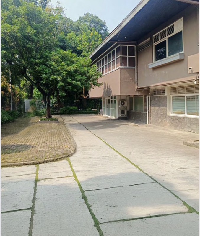 Asset Posisi Hoek di Brawijaya Prapanca Raya Kebayoran Baru