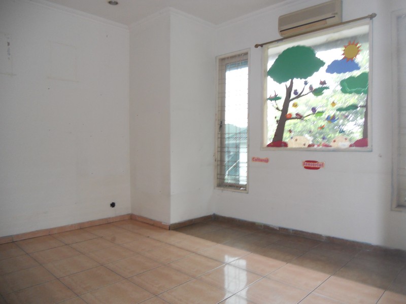 Rumah 2 Lantai Puspita Loka, Lokasi Strategis Pinggir Jalan Raya - Hook, BSD Tangerang