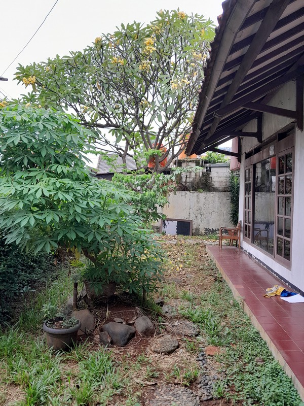 Dijual Rumah Hitung Tanah di RC Veteran