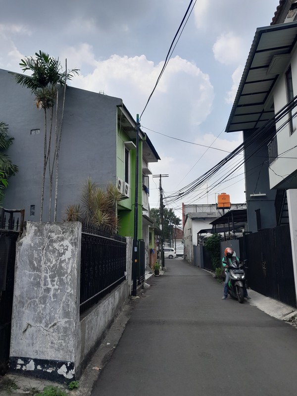 Dijual Rumah Hitung Tanah di RC Veteran