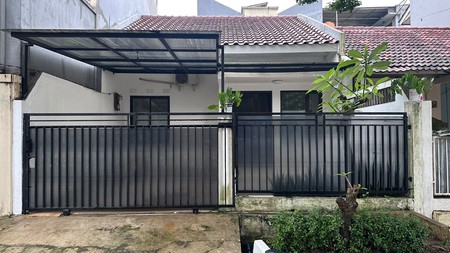 Rumah Rapih, Terawat, Lingkungan aman dan nyaman di Bintaro
