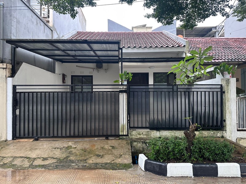 Rumah Rapih, Terawat, Lingkungan aman dan nyaman di Bintaro