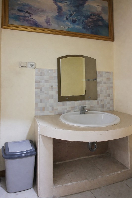 Ruko Cantik ex klinik kecantikan di Inkopal, Kelapa Gading.