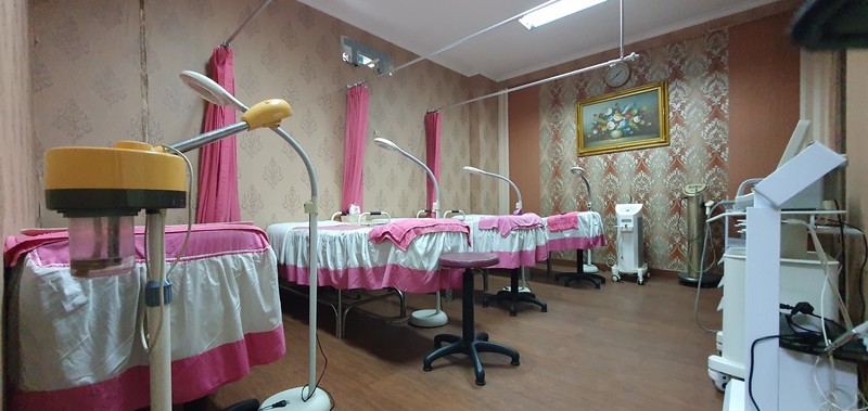 Ruko Cantik ex klinik kecantikan di Inkopal, Kelapa Gading.