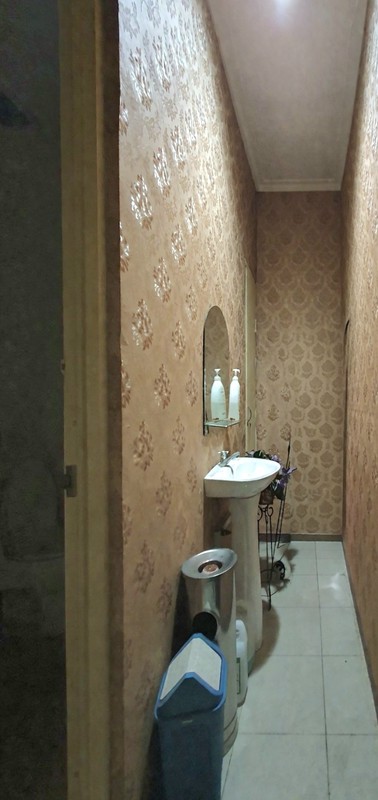 Ruko Cantik ex klinik kecantikan di Inkopal, Kelapa Gading.