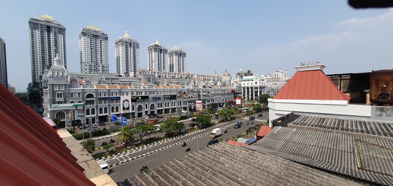 Ruko Cantik ex klinik kecantikan di Inkopal, Kelapa Gading.