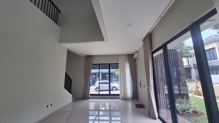 Sewa Rumah Discovery Amore Bintaro - 4 BR Luas 180m² Strategis & Mewah