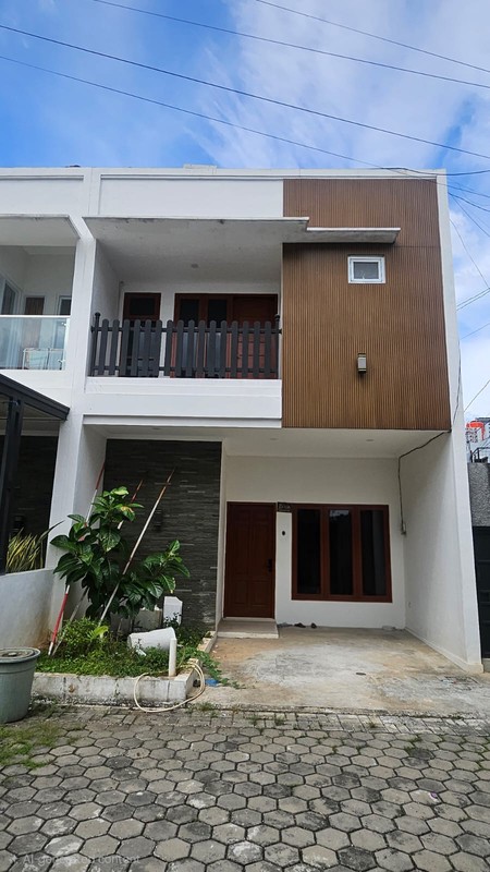 Rumah Bagus Di Cluster Samaya Bintaro Pondok Pucung Tangerang Selatan