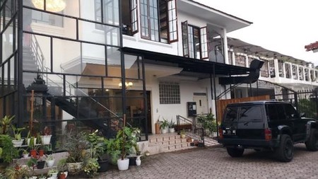 Villa Di Lokasi Strategis Di Jl Kadudampit Raya Sukabumi Jawa Barat