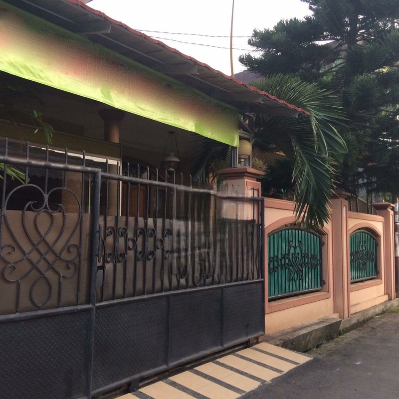 Rumah Bagus Di Jl H Sarmili, Jurang Mangu Timur Tangerang Selatan