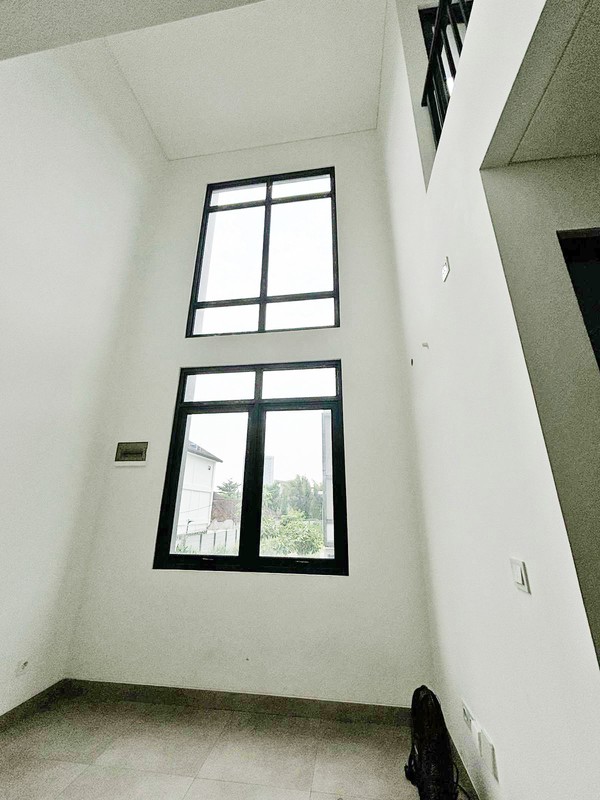 Ruko Premium 3 Lantai di Latinos Business District, BSD City