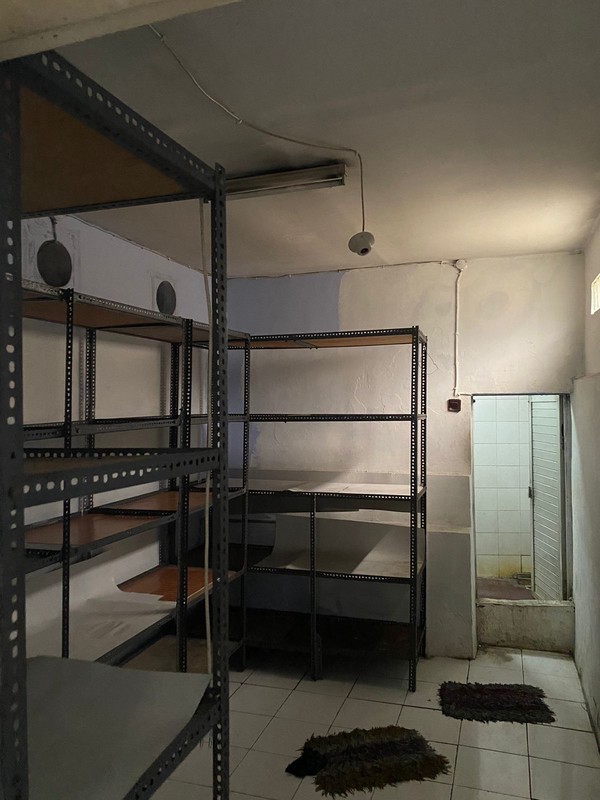 Dijual Ruko Raya Kletek Rejo - Sidoarjo - Bangunan 3 Lantai