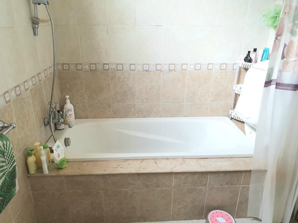 RUMAH CANTIK LES BELLES DI HOEK