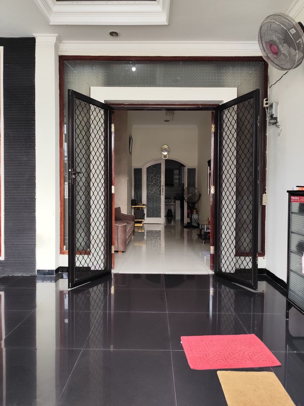 Jual Rumah Cantik 2 Lantai Darmo Indah Barat Tandes Surabaya Barat