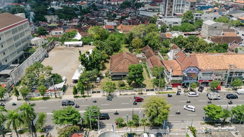 EXCLUSIVE HERITAGE PROPERTY - JL. JENDRAL SUDIRMAN, JOGJA