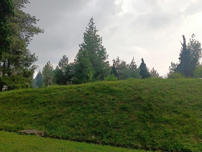 Tanah di komplek Giri indah The Peak udara sejuk dan asri cocok untuk villa  