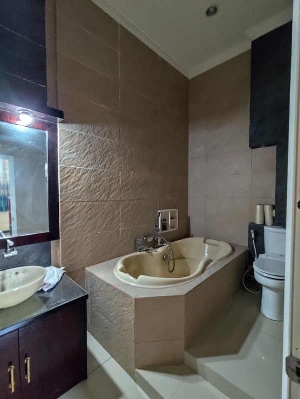 Jual Rumah 2 Lantai Darmo Indah Barat Tandes Surabaya Barat