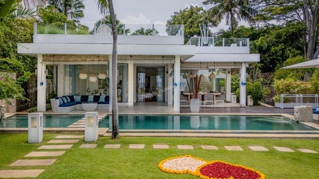 Beautiful Coastal Villa in Lovina - Modern Living by the Sea