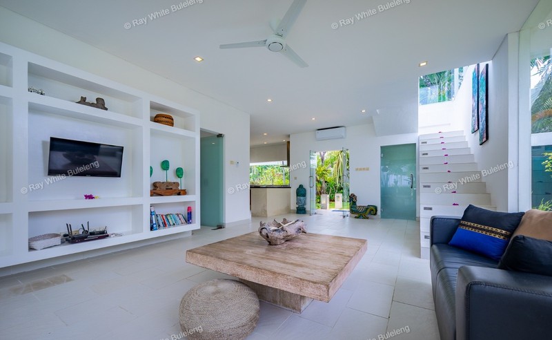 Beautiful Coastal Villa in Lovina - Modern Living by the Sea