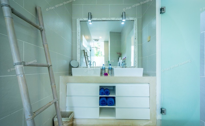 Beautiful Coastal Villa in Lovina - Modern Living by the Sea