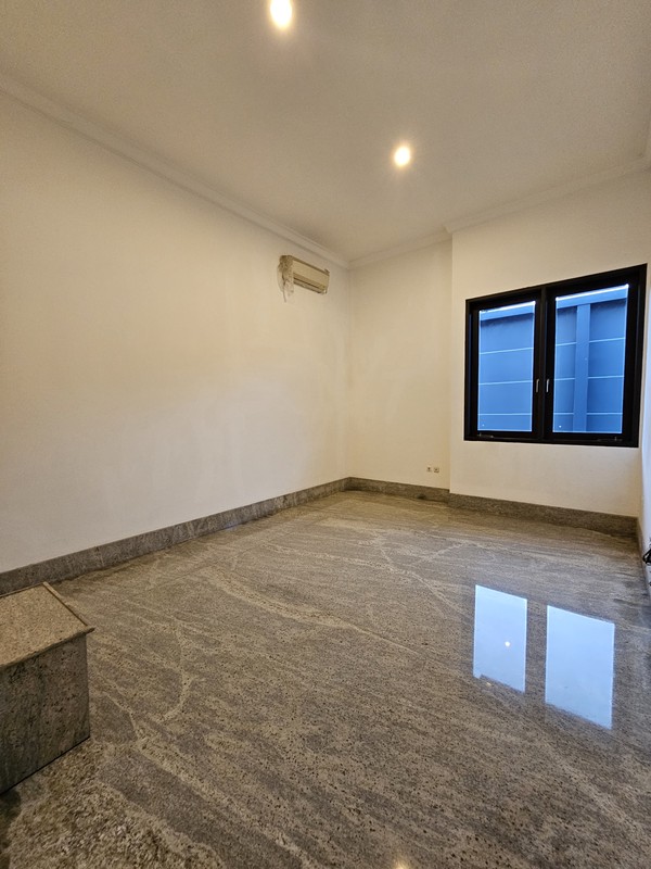 Dijual 1300 m2 Rumah Komersial Nol Jalan Raya Kembar Jalan Dr. Ir.H.Soekarno / Dharmahusada Indah Utara samping Mie Gacoan, Depan Unair kampus ,dekat Galaxy Mall - cocok buat Segala Usaha , Garasi Car