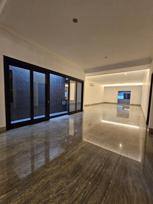 Dijual 1300 m2 Rumah Komersial Nol Jalan Raya Kembar Jalan Dr. Ir.H.Soekarno / Dharmahusada Indah Utara samping Mie Gacoan, Depan Unair kampus ,dekat Galaxy Mall - cocok buat Segala Usaha , Garasi Car