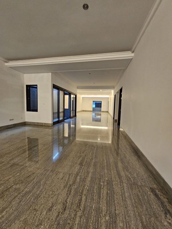 Dijual 1300 m2 Rumah Komersial Nol Jalan Raya Kembar Jalan Dr. Ir.H.Soekarno / Dharmahusada Indah Utara samping Mie Gacoan, Depan Unair kampus ,dekat Galaxy Mall - cocok buat Segala Usaha , Garasi Car