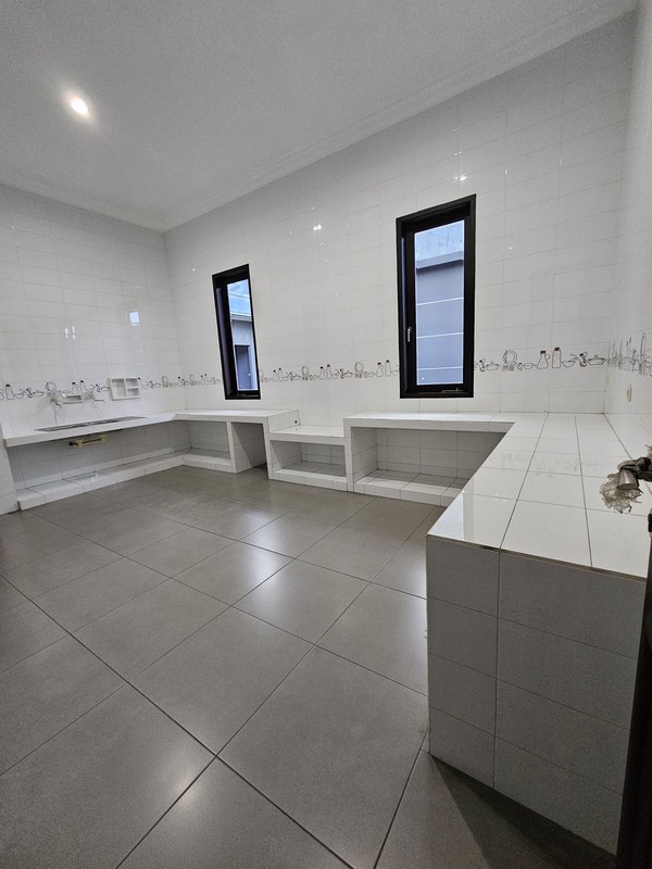 Dijual 1300 m2 Rumah Komersial Nol Jalan Raya Kembar Jalan Dr. Ir.H.Soekarno / Dharmahusada Indah Utara samping Mie Gacoan, Depan Unair kampus ,dekat Galaxy Mall - cocok buat Segala Usaha , Garasi Car