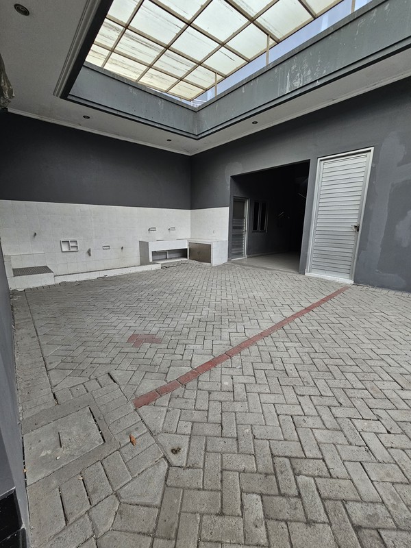 Dijual 1300 m2 Rumah Komersial Nol Jalan Raya Kembar Jalan Dr. Ir.H.Soekarno / Dharmahusada Indah Utara samping Mie Gacoan, Depan Unair kampus ,dekat Galaxy Mall - cocok buat Segala Usaha , Garasi Car