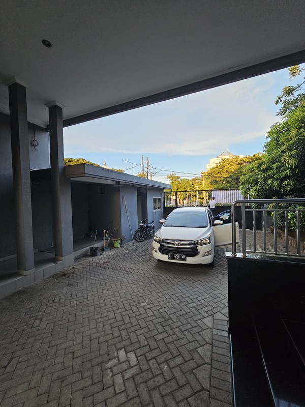Dijual 1300 m2 Rumah Komersial Nol Jalan Raya Kembar Jalan Dr. Ir.H.Soekarno / Dharmahusada Indah Utara samping Mie Gacoan, Depan Unair kampus ,dekat Galaxy Mall - cocok buat Segala Usaha , Garasi Car