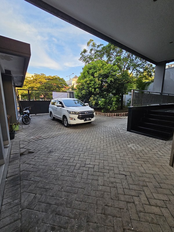 Dijual 1300 m2 Rumah Komersial Nol Jalan Raya Kembar Jalan Dr. Ir.H.Soekarno / Dharmahusada Indah Utara samping Mie Gacoan, Depan Unair kampus ,dekat Galaxy Mall - cocok buat Segala Usaha , Garasi Car