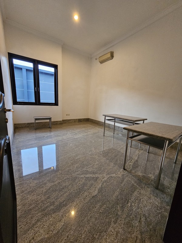 Dijual 1300 m2 Rumah Komersial Nol Jalan Raya Kembar Jalan Dr. Ir.H.Soekarno / Dharmahusada Indah Utara samping Mie Gacoan, Depan Unair kampus ,dekat Galaxy Mall - cocok buat Segala Usaha , Garasi Car