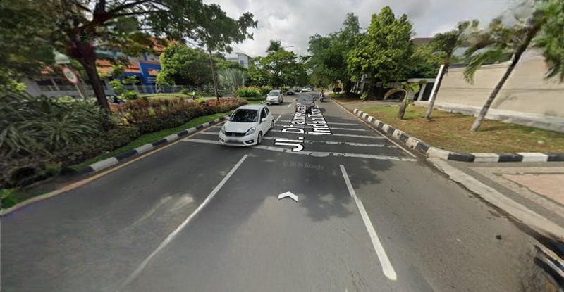 Dijual 1300 m2 Rumah Komersial Nol Jalan Raya Kembar Jalan Dr. Ir.H.Soekarno / Dharmahusada Indah Utara samping Mie Gacoan, Depan Unair kampus ,dekat Galaxy Mall - cocok buat Segala Usaha , Garasi Car