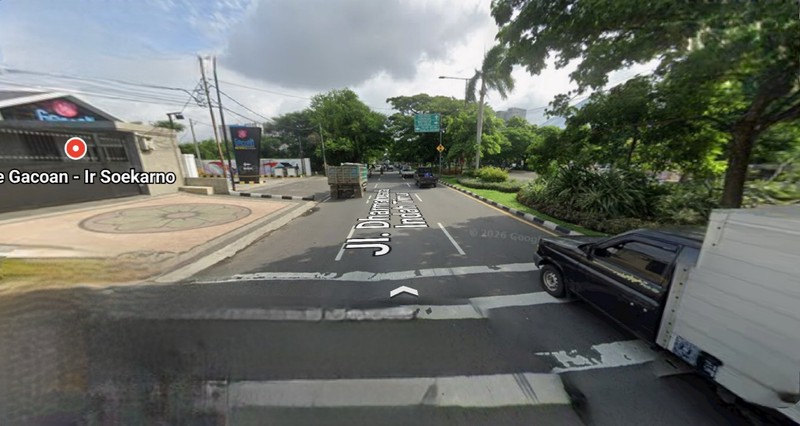 Dijual 1300 m2 Rumah Komersial Nol Jalan Raya Kembar Jalan Dr. Ir.H.Soekarno / Dharmahusada Indah Utara samping Mie Gacoan, Depan Unair kampus ,dekat Galaxy Mall - cocok buat Segala Usaha , Garasi Car