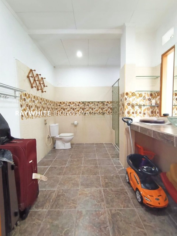 Rumah Dalam Komplek Bangunan 2 Lantai Area Mampang Prapatan