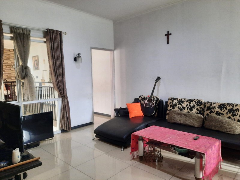 Dijual rumah 2 Lantai, dekat tol Baros, Cimahi 