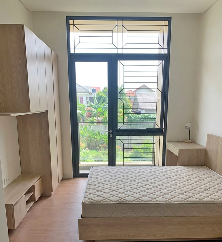 Rumah Modern 2 Lantai di Tanakayu, BSD City