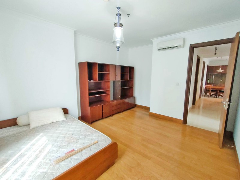 Luxury Living di Senayan Apartemen Residence 8 - Hunian Eksklusif di Jantung Senopati, Kebayoran Baru