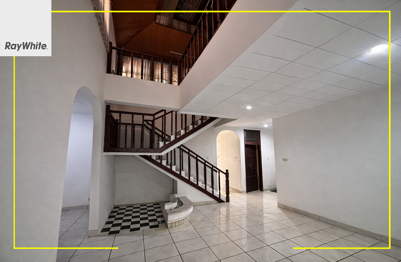 FOR SALE Murah Dibawah NJOP Rumah 2 Lantai Mega Kuningan Jakarta Selatan