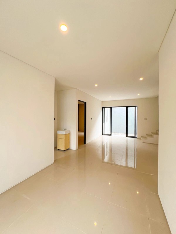 Jual Rumah Baru Mewah Minimalis Citraland Palma Surabaya Barat Termurah