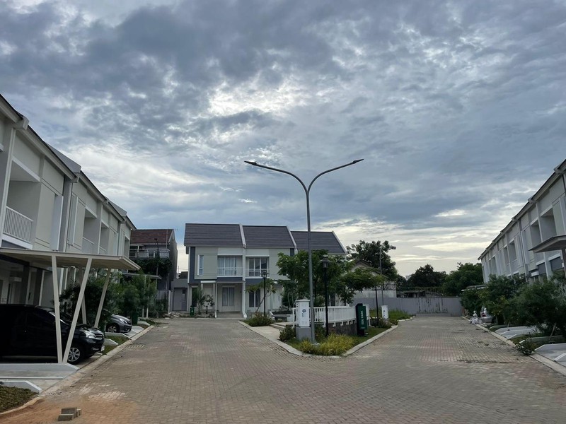 Rumah Minimalis, Bagus, dalam Cluster di Ciputat