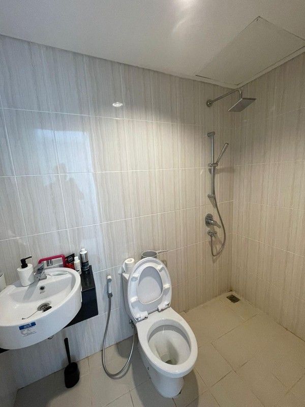 Rumah Minimalis, Bagus, dalam Cluster di Ciputat