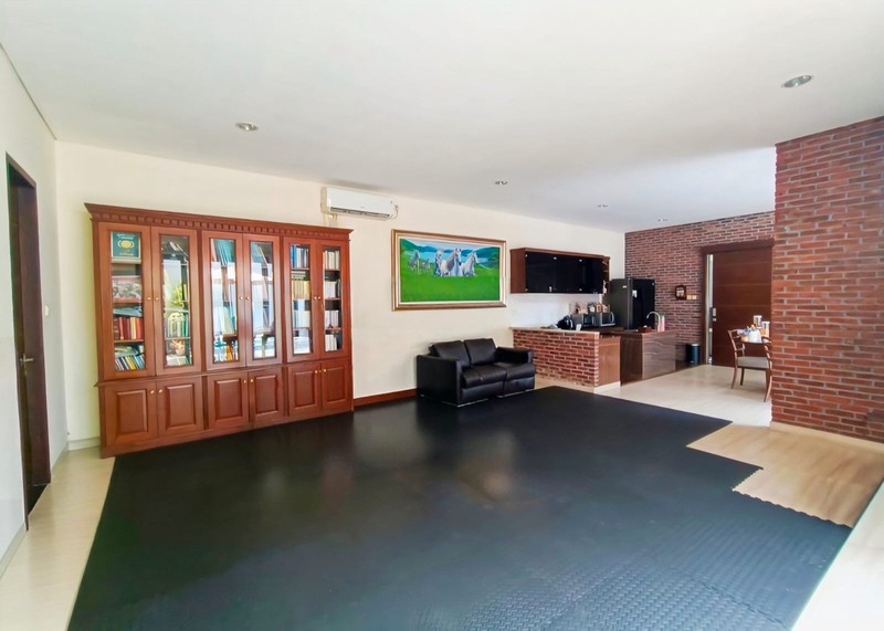 Modern Tropical Estate Lebak Bulus - Tanah 487m2 Private Pool & Akses Strategis Sudirman